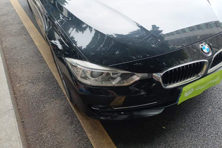 Used BMW 3 Series 2013 320Li Fashion Model
