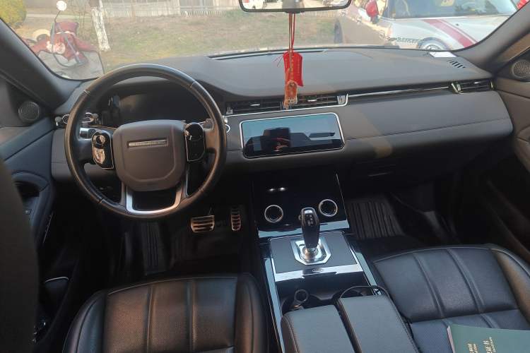 Used Land Rover Range Rover Evoque 2020 249 PS R-DYNAMIC SE Sport Technology Edition
