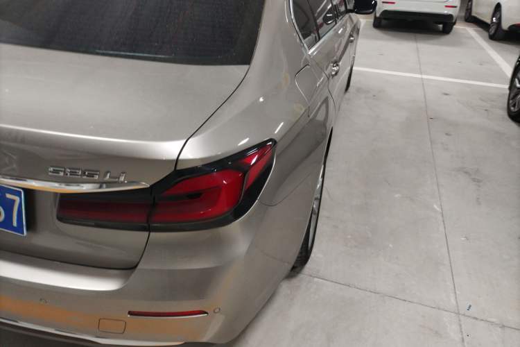 Used BMW 5 Series 2021 525Li Luxury Package