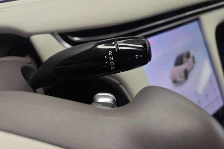 Used IM LS7 2023 77 kWh Urban Fit Pro Rear-Wheel Drive Version
