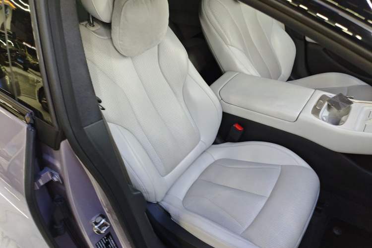 Used XPeng P7+ 2024 Long-Range Max Right Front Seat