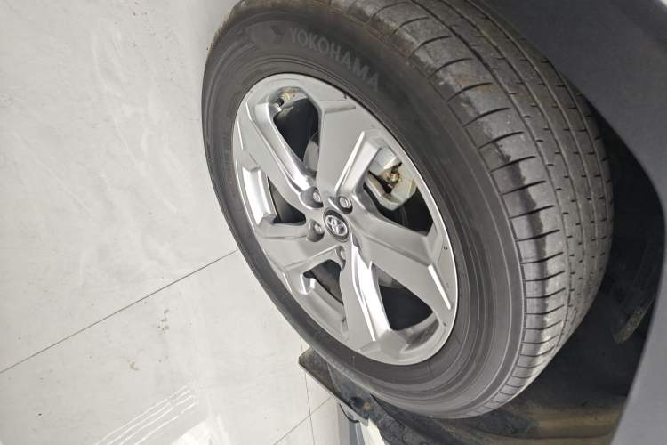 Used Toyota RAV4 2020 2.0L CVT 4x4 Trend Edition