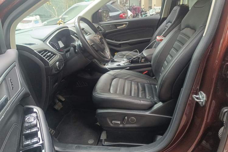 Used Ford Edge 2016 EcoBoost 245 Two-Wheel-Drive Titanium 7-Seater