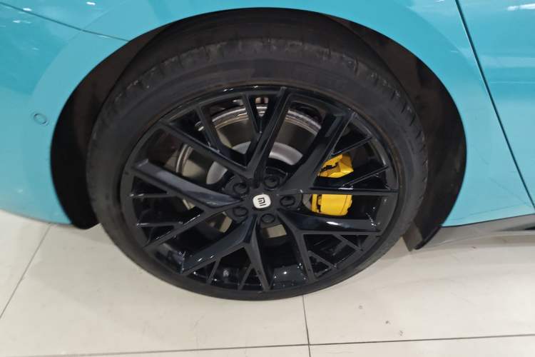 Used Xiaomi Auto SU7 2024 Four-Wheel-Drive Max Founder's Edition