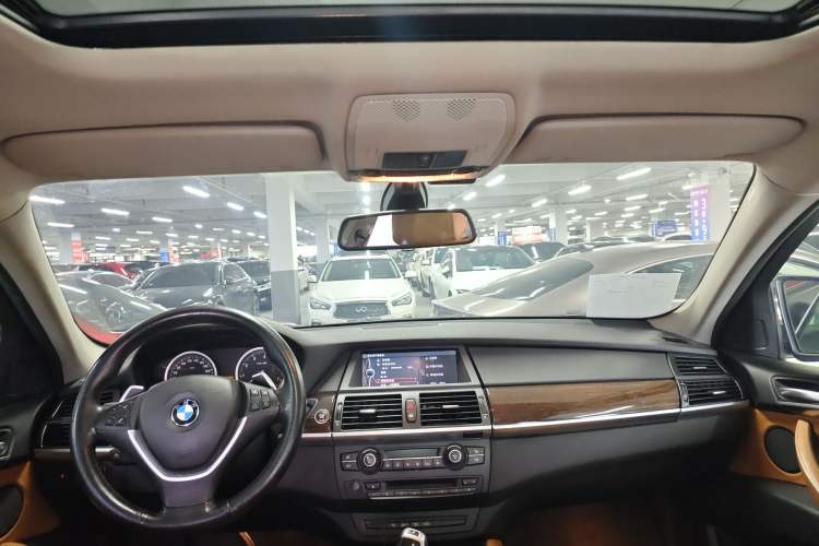 Used BMW X6 2011 xDrive35i Headliner