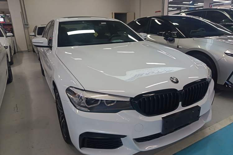 Used BMW 5 Series 2018 525Li M Sport Package