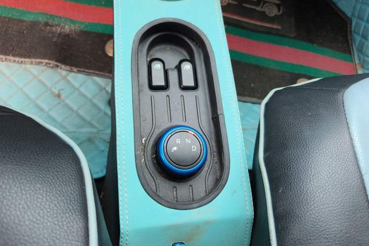 Used Wuling Hongguang MINIEV 2021 Macaron Premium Model – Lithium Iron Phosphate