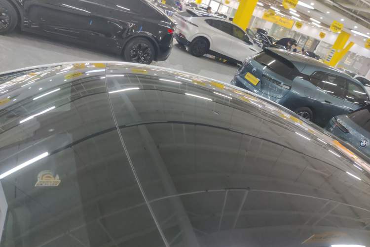 Used Tesla Model Y 2023 High-Performance All-Wheel-Drive Version