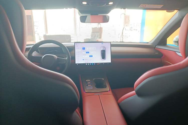 Used Xiaomi Auto SU7 2024 Rear-Drive Long-Range Intelligent Driving Version