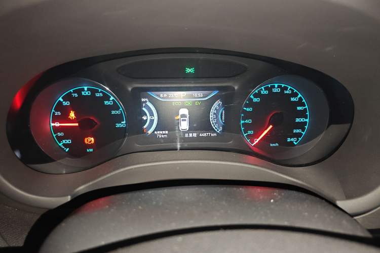 Used BYD Song New Energy 2017 Song DM 1.5TID All-Wheel Drive Luxury Model
