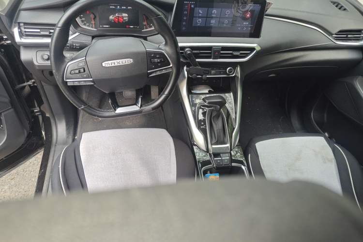 Used SAIC MAXUS G50 2019 1.5T Automatic Luxury Edition China VI Standard Center Console