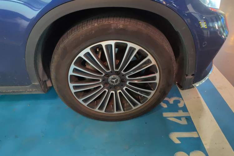 Used Mercedes-Benz GLC 2019 GLC 260 L 4MATIC Dynamic Model