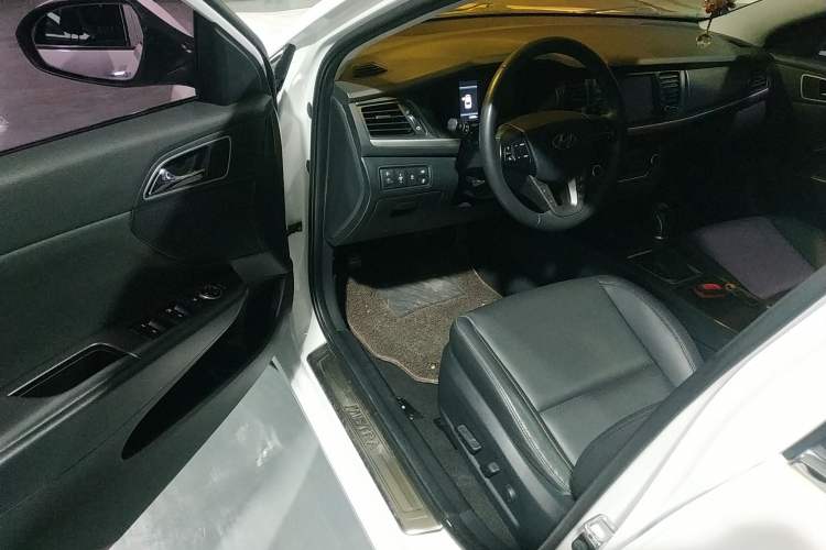 Used Hyundai Mistra 2017 1.8L Automatic Deluxe DLX Model China V Emission Standard