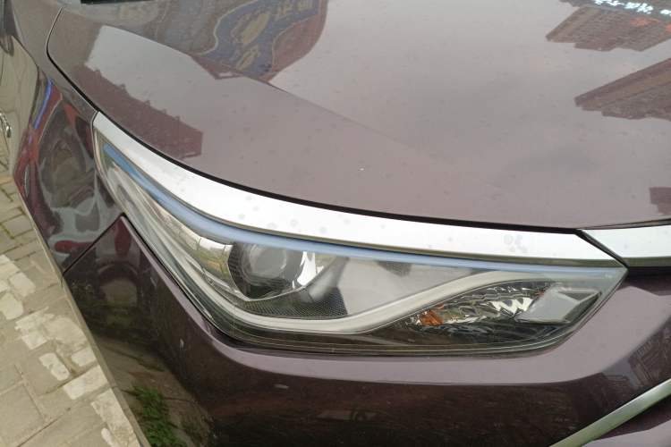 Used Toyota Levin 2017 Revised Dual-Engine 1.8H GS E-CVT Elite Sunroof Version China V Standard Right Front Headlight