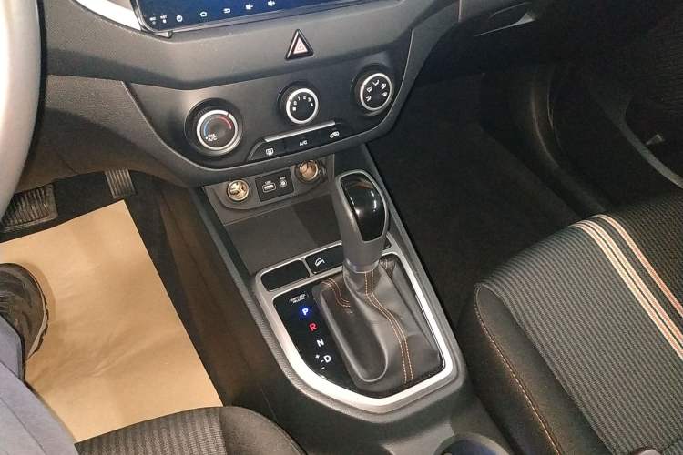 Used Hyundai ix25 2016 1.6T Dual-Clutch Two-Wheel Drive Smart GLS Model
