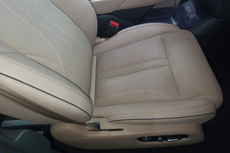 Used XPeng X9 2025 740 Ultra-Long Range Max