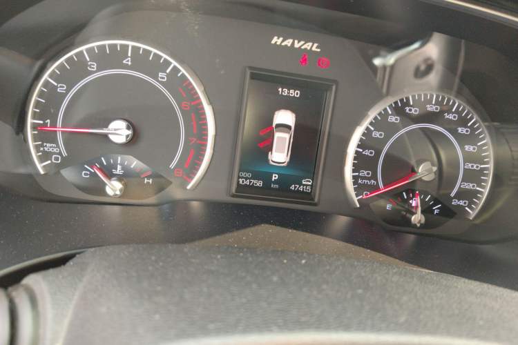 Used Haval H6 2017 Red Label 2.0T Automatic Two-Wheel Drive ZhiShang Model
