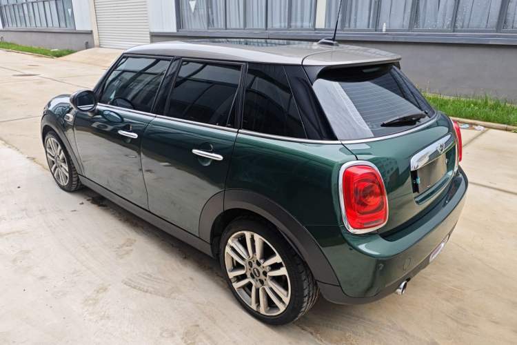 Used MINI MINI 2016 1.5T COOPER SEVEN Five-Door Edition