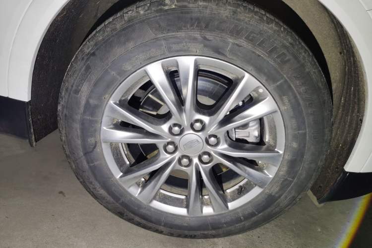 Used Cadillac XT5 2021 28T Luxury Model