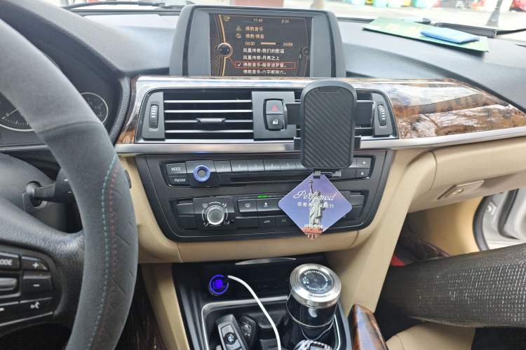 Used BMW 3 Series 2013 320i Sport Edition
