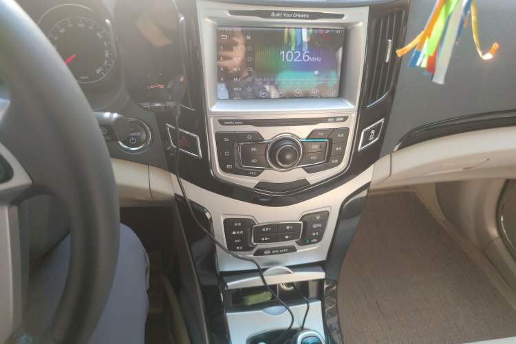 Used BYD e5 2017 300 Prestige Edition
