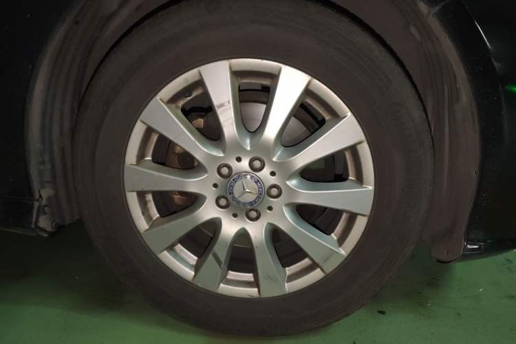 Used Mercedes-Benz R-Class 2011 R 350 L 4MATIC