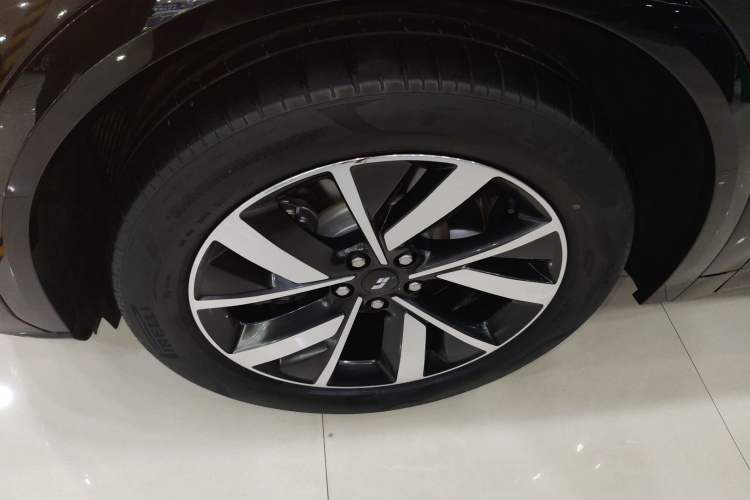 Used Li Auto L7 2023 Air model
