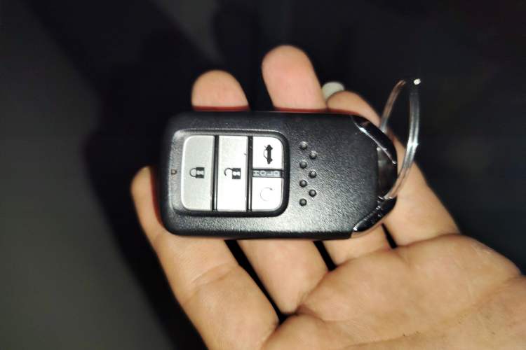 Used Honda Civic 2016 220TURBO CVT Luxury Edition
