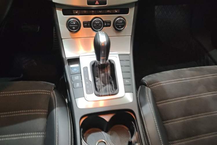 Used Volkswagen FAW-Volkswagen CC 2018 1.8TSI Prestige Model