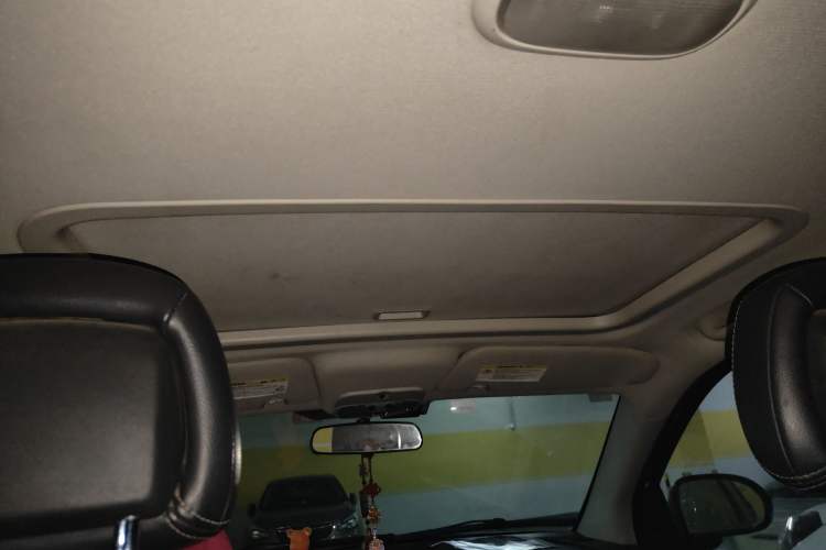 Used Jeep Compass 2011 2.4L four-wheel drive luxury navigation version