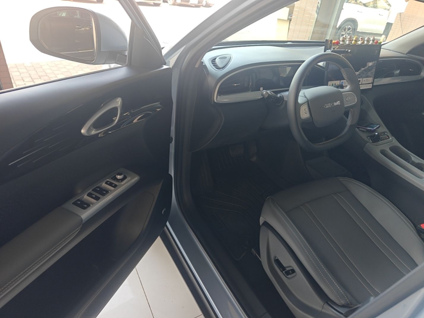 Geely Galaxy Geome 2025 310km Dream Edition — снимка 18
