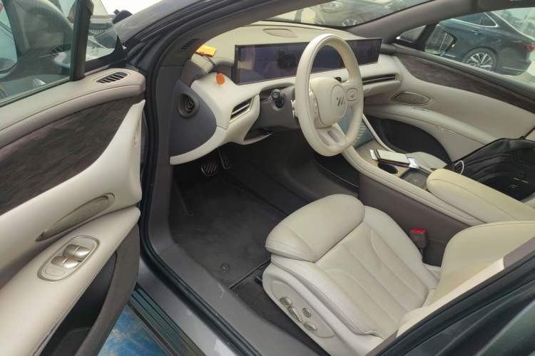 Used IM LS7 2025 New Edition Ultra
