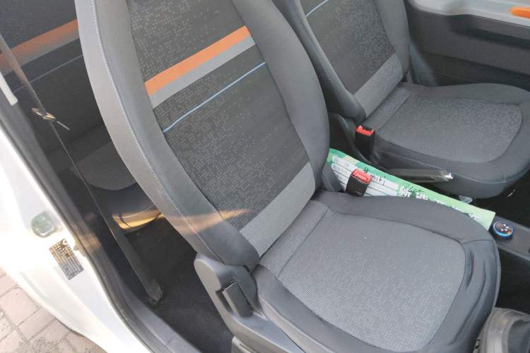 Used Wuling Hongguang MINIEV 2020 Freedom Version Lithium Iron Phosphate Right Front Seat