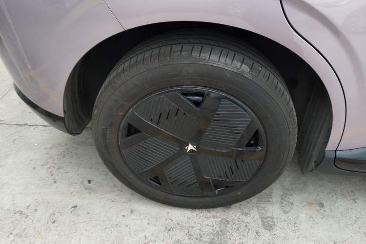 Used ARCFOX T1 2025 Model 425 PRO
