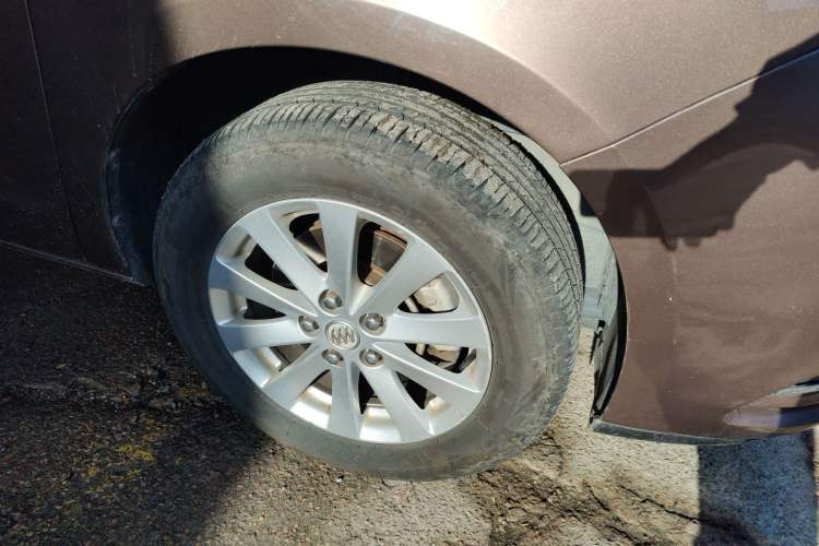 Used Buick GL8 2018 28T Comfort Model China VI Standard