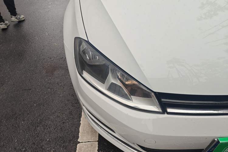 Used Volkswagen Golf 2015 1.4TSI Automatic Comfort Model
