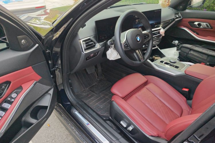 Used BMW 3 Series 2023 325i M Sport Night Edition Package Driver Seat