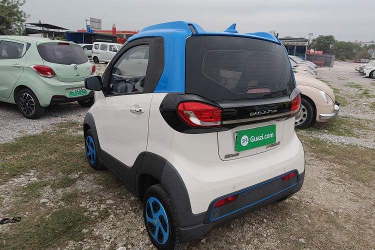 Used Baojun E100 2020 305KM Smart Drive Version Rear Left 45 Deg