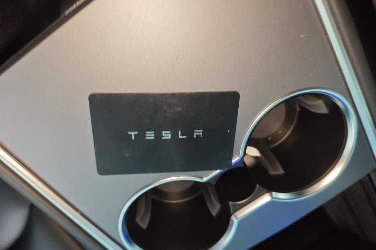 Used Tesla Model Y 2024 Rear-Wheel-Drive Version
