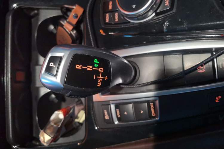 Used BMW 5 Series 2014 525Li Luxury Design Package