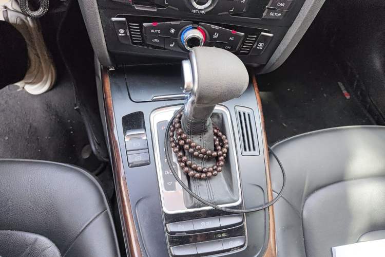 Used Audi A4L 2013 35 TFSI Automatic Standard Model

