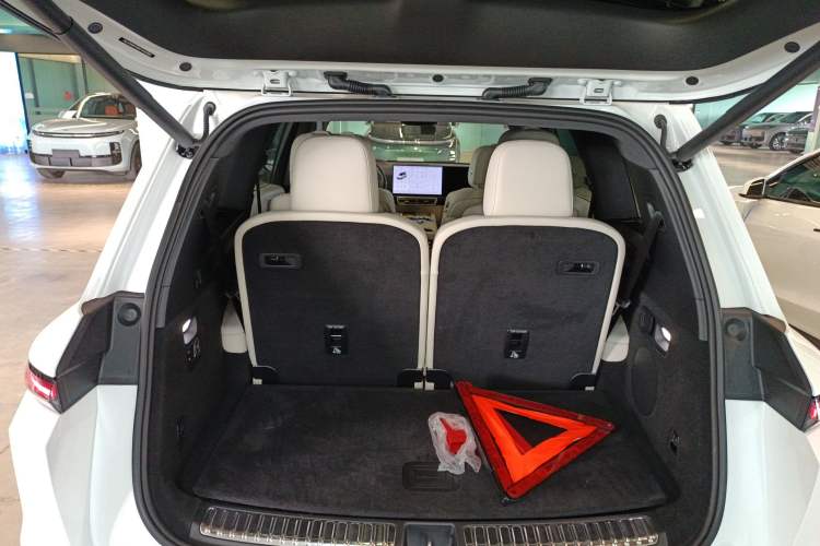 Used Li Auto L9 2025 Ultra Smart Refreshed Edition
