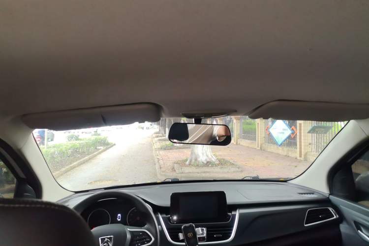 Used Baojun 730 2019 1.5T CVT Fashion Model 7 Seats China VI Emission Standard Headliner