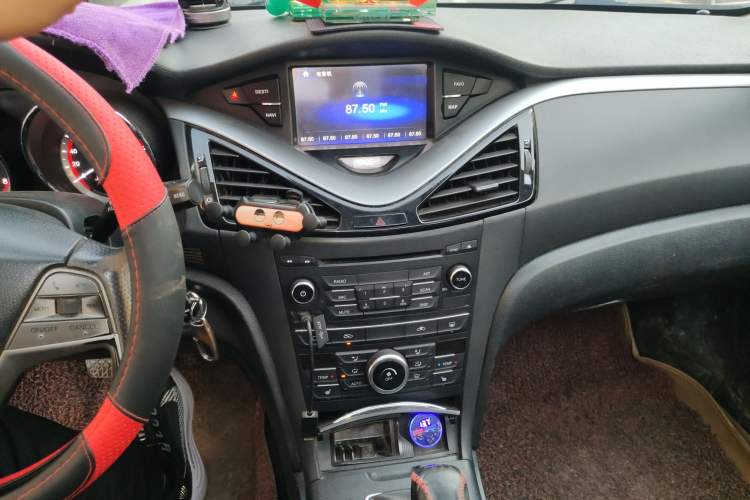 Used Bestune B70 2014 2.0L manual luxury version