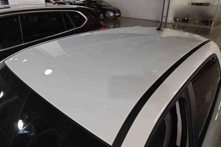 Used ORA Black Cat 2022 Updated Version 301 km Cute Pet Edition Lithium Iron Phosphate