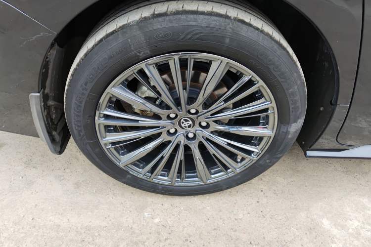 Used Toyota Sienna 2021 2.5L Hybrid Premium Edition