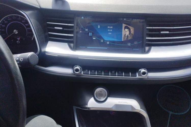 Used Haval H6 2017 Red Label 2.0T Automatic Two-Wheel Drive ZhiShang Model