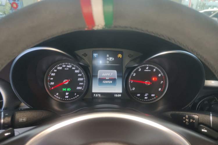 Used Mercedes-Benz C-Class 2015 Facelift C 180 L