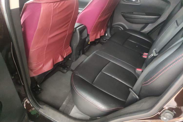 Used Renault Kadjar 2016 2.0L Two-Wheel Drive Leading Edition Left Rear Seat