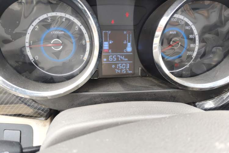 Used Foton Gatu ix5 2016 1.5L Zhiyue Model
